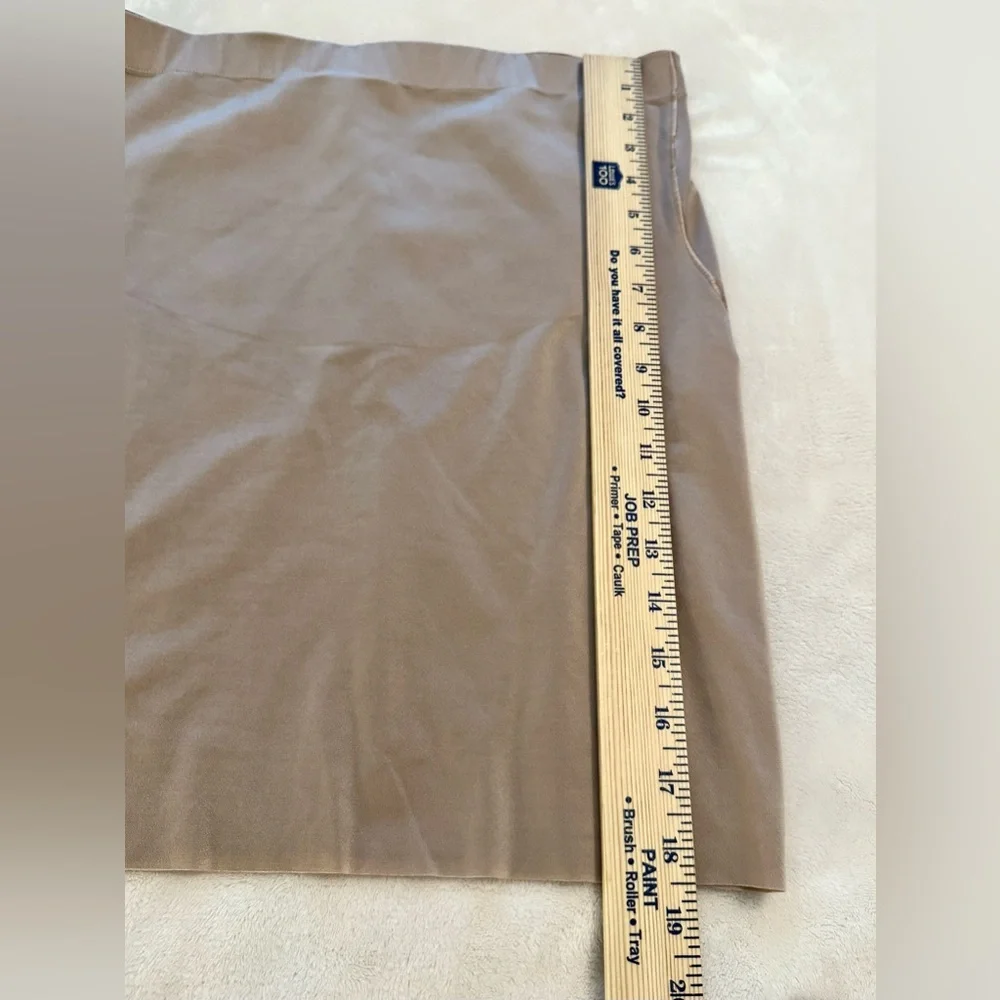 SPANX Shapewear Sculpting Half Slip Skirt Womens Size XL In Nude - Picture 6 of 7